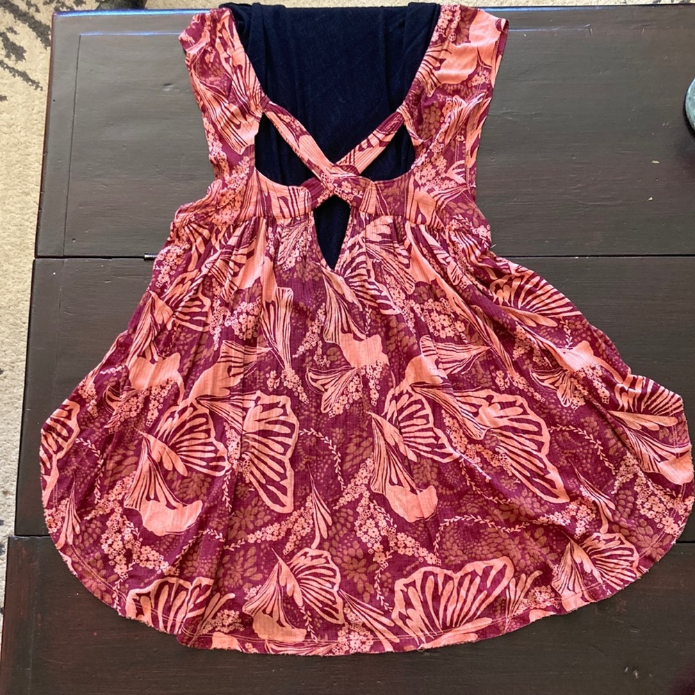 Funky vintage summer top.